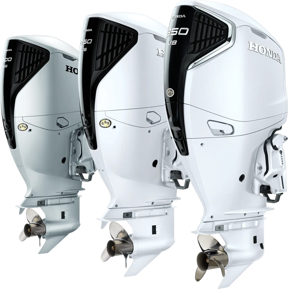 Tres motores fuera de borda Honda blancos alineados: BF200 V6, BF250 V6 y BF350 V8.